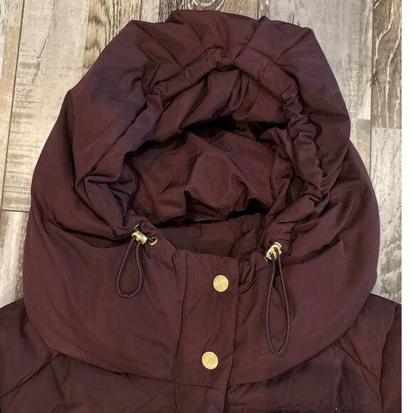 Cole Haan Signature Hooded Down Puffer Coat Small Merlot Baffle-Box Quilted - Picture 10 of 16